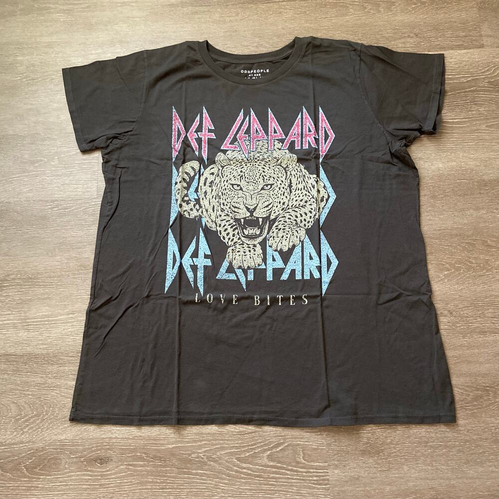 Odd People by Recycled Karma Brand Def Leppard Band Tee Women's XL Gray Graphic